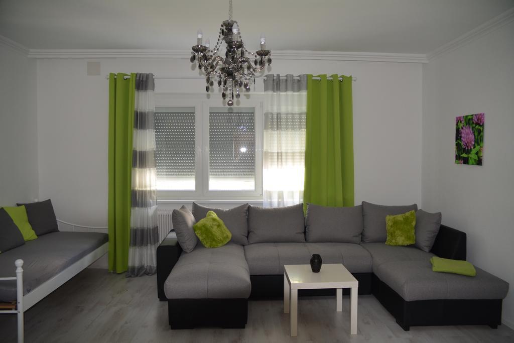 Apartamento Haus 4 You Winden am See Exterior foto